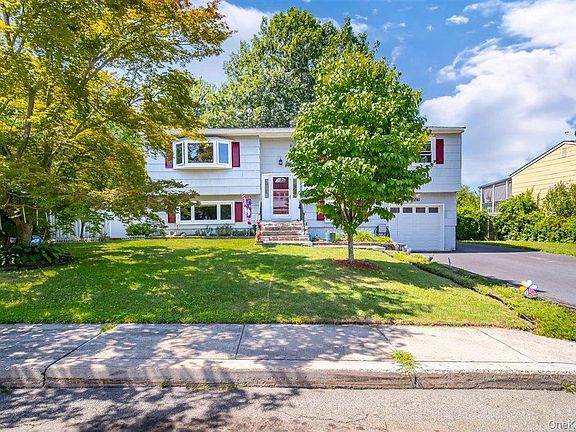 3rd image of 26 Heaney Drive