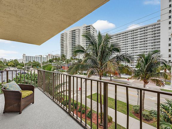 2nd image of 1009 N Ocean Boulevard #312