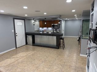 2408 Giddens Ave, Seffner, FL 33584