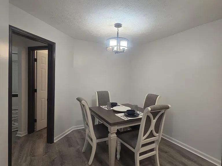 742 Brookside Dr #302 — Photo 3
