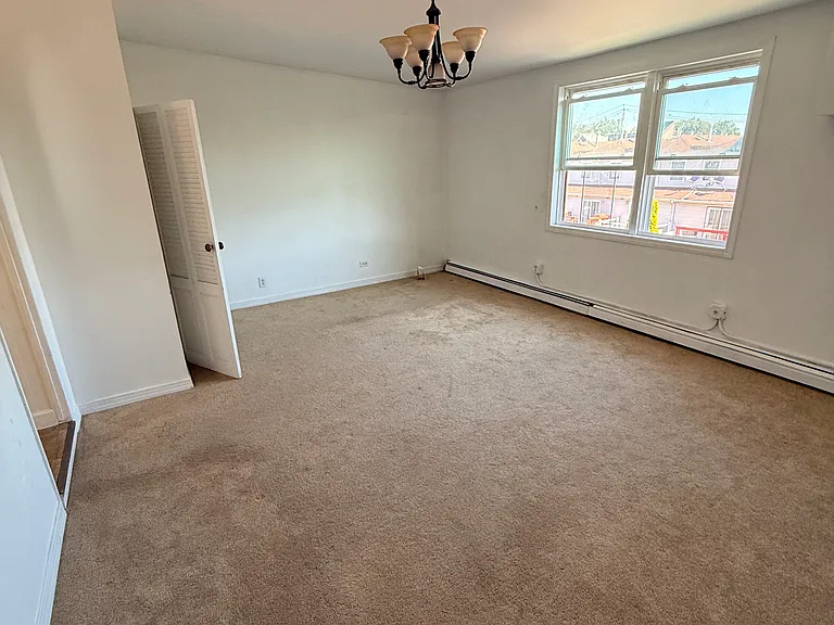 39 Sumner Ave #2 — Photo 13