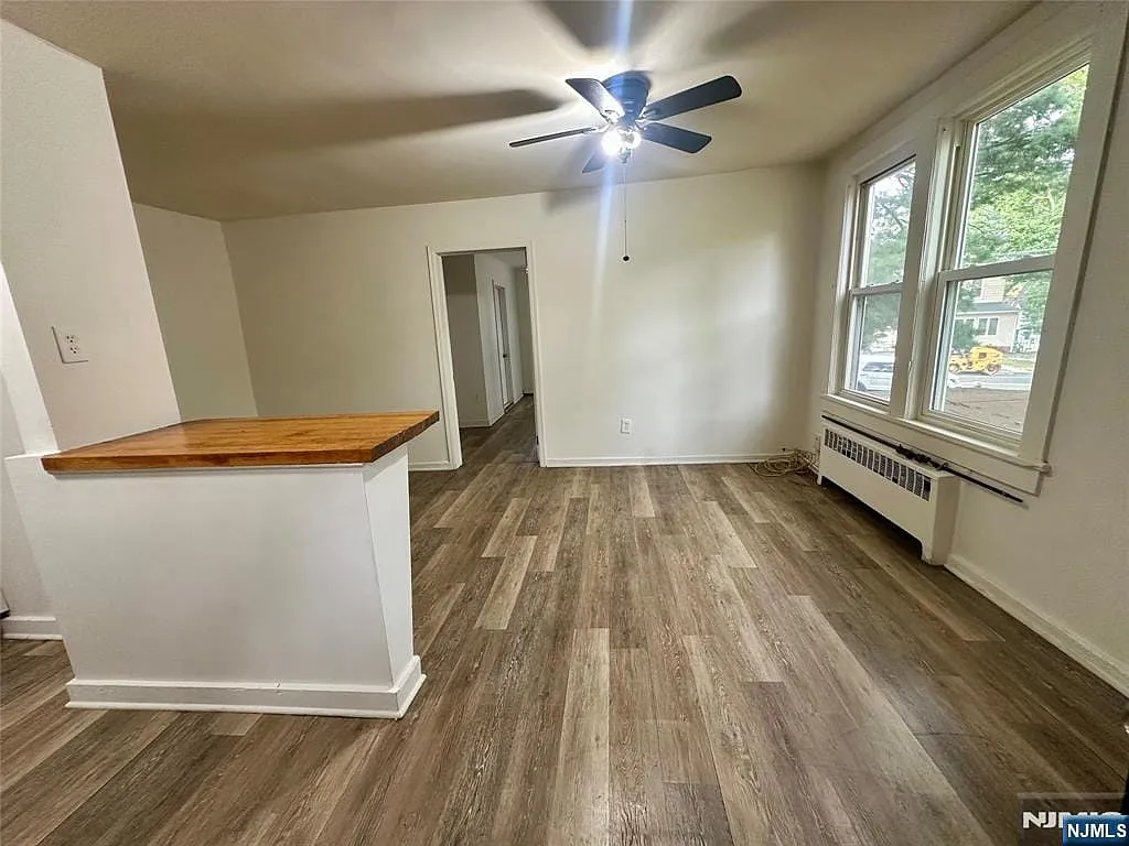 1 bed, 1.0 bath, $1,800 — Photo 2