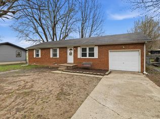 2095 Huckshold Dr, Madisonville, KY 42431