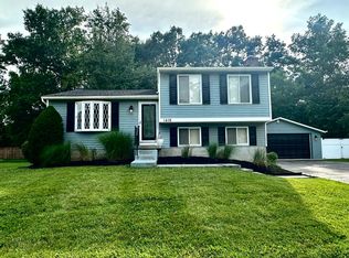 1416 Hagen Rd, Louisville, KY 40223
