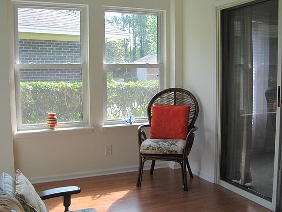 3rd image of 13651 Gordonia Ct