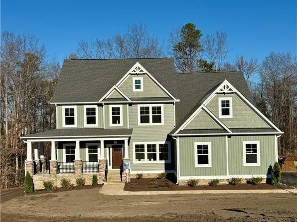9566 Seven Sisters Dr, Ashland, VA 23005