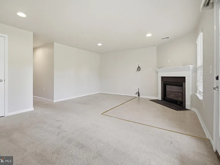 20 Twomey Ct — Photo 31