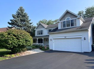 948 Pember Cir, West Dundee, IL 60118