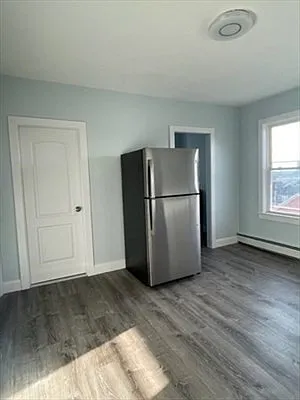 Building Photo - 62 Elliot St #2