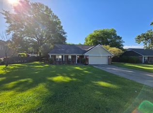 163 Drew St, Raeford, NC 28376