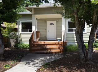 11855 SE Oak St, Portland, OR 97216