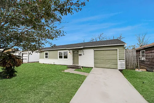 10506 Sierra Dr Photo 1