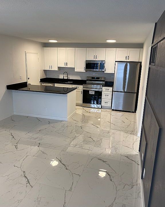 1st image of 3350 SW 8th Ave #616