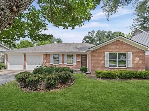 9506 Winsome Ln, Houston, TX 77063
