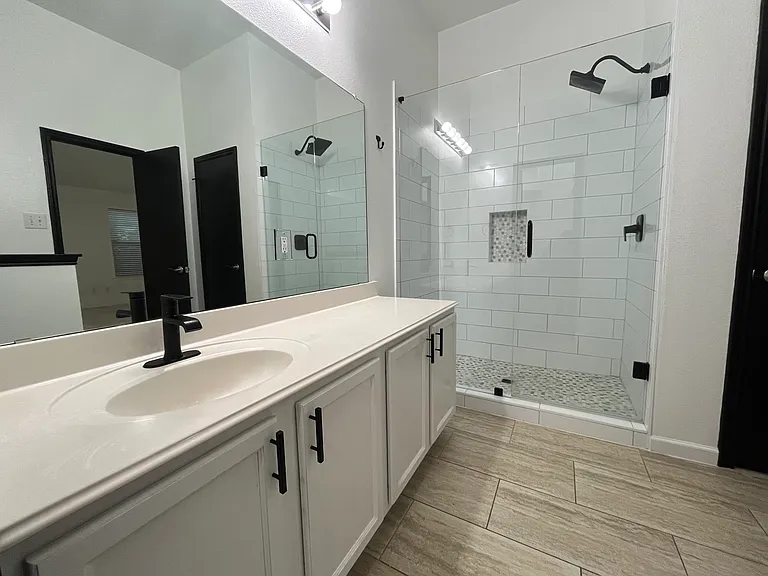 6304 Spring Ranch Dr — Photo 18