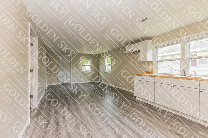 2 bed, 1.0 bath, 708 sqft, $925 — Photo 3