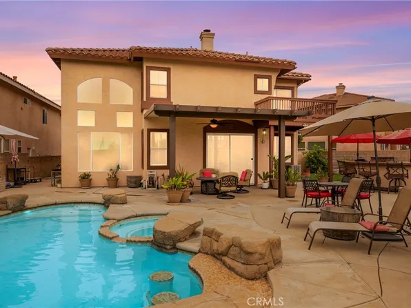 5481 Grand Prix Ct, Fontana, CA 92336