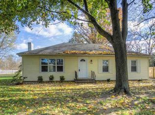 51536 Currant Rd, Granger, IN 46530