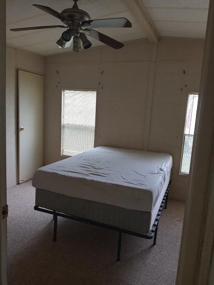 2 bed, 926 sqft, $1,250 — Photo 4