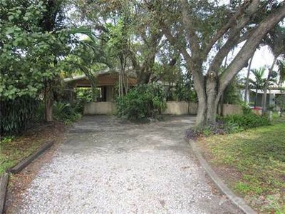 1819 NE 180th St, North Miami Beach, FL, 33162