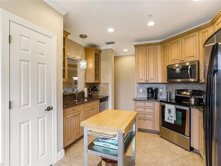 8023 Players Cove Dr #6-101 — Photo 15
