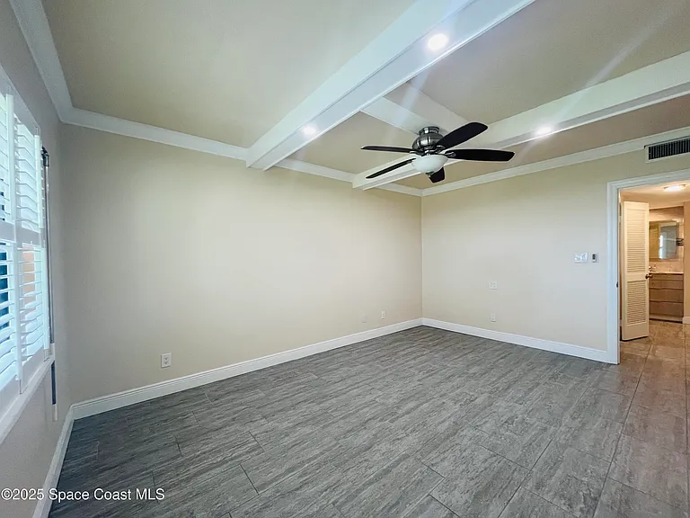 115 N Indian River Dr #109 — Photo 15