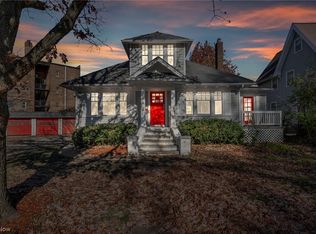 2563 Overlook Rd, Cleveland Heights, OH 44106