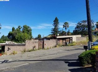 3221 Hood St, Oakland, CA 94605