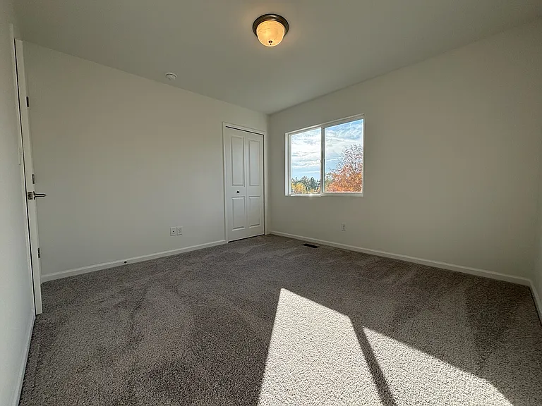 1045 Rebecca St — Photo 13