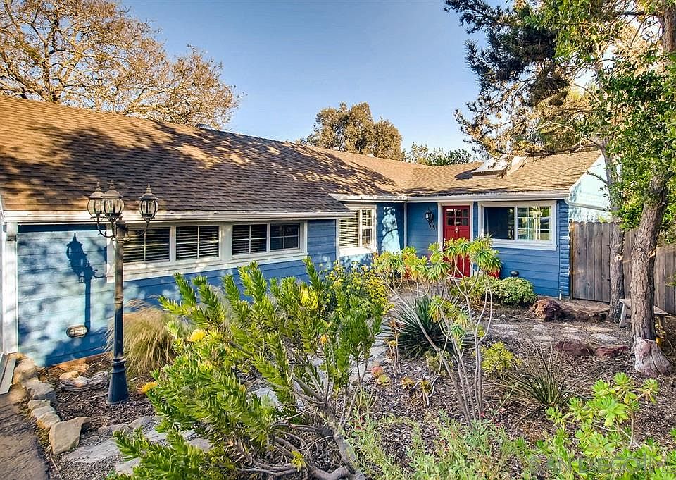 1st image of 1001 Rosario Ln