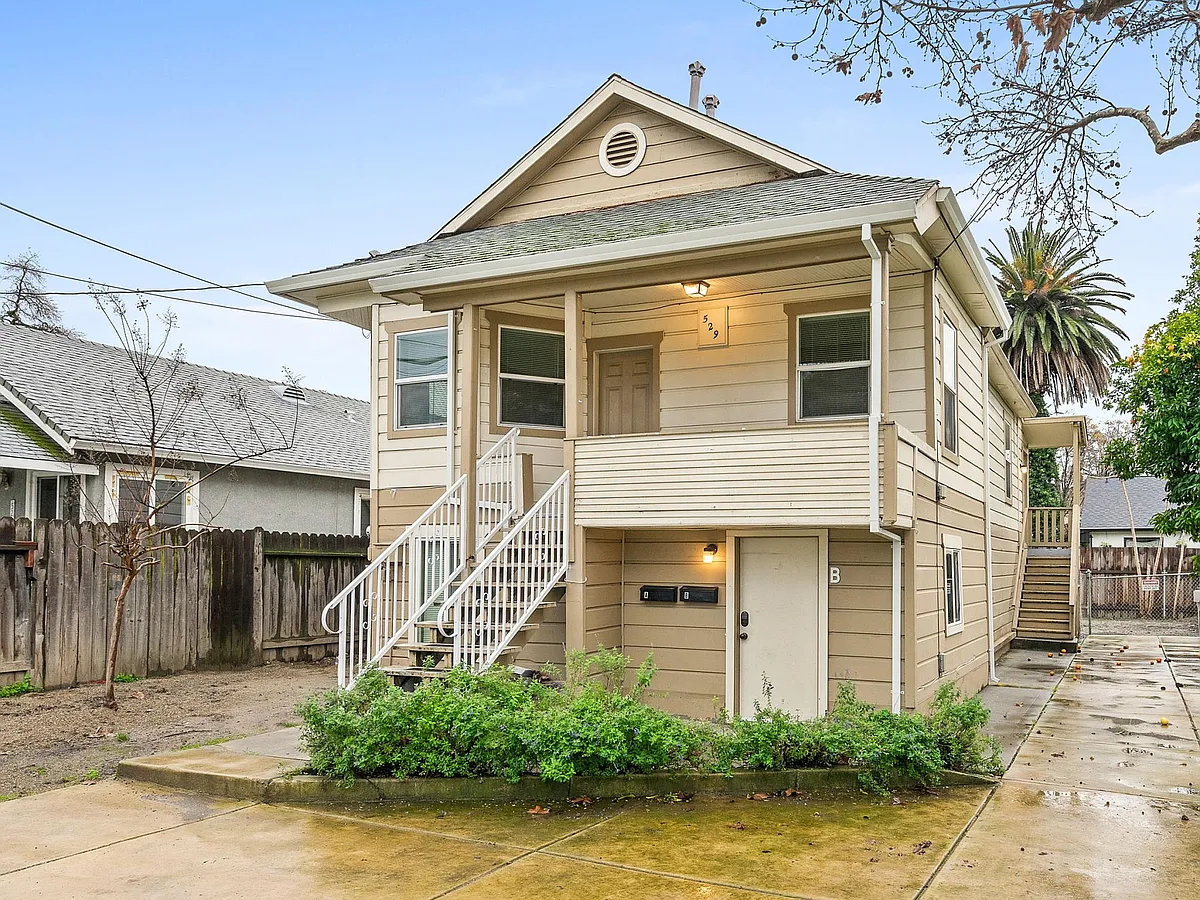 Building Photo - 529 F St #B