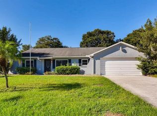 1529 Highcrest Cir, Valrico, FL 33596