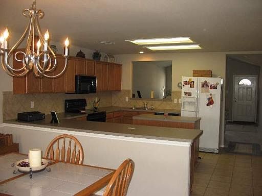 3rd image of 4310 GRIFFIN PARK