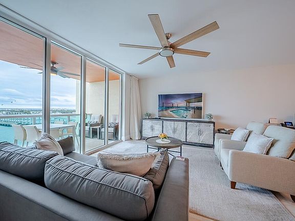 3rd image of 2640 Lake Shore Drive #1208
