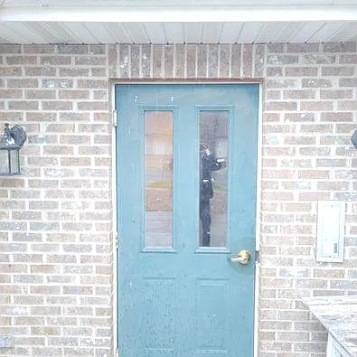 W Windsor Ave — Photo 28