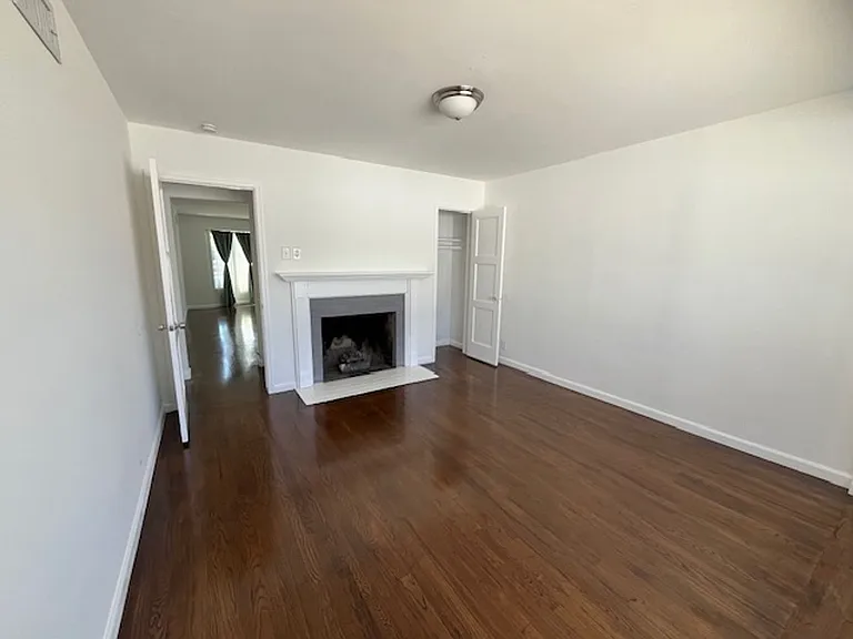 14313 Collins St — Photo 12