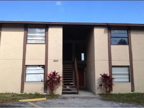 1808 E 143rd Ave, Tampa, FL 33613