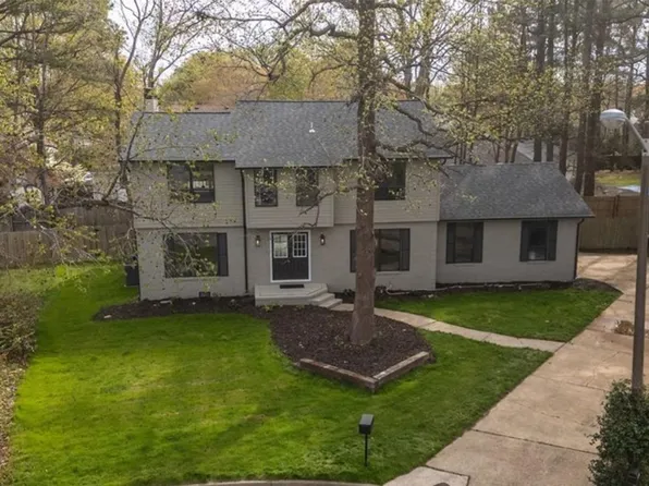 2100 Cutler Rdg, Virginia Beach, VA 23454