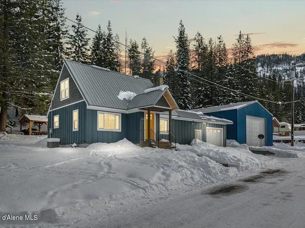 555 8th St, Mullan, ID 83846