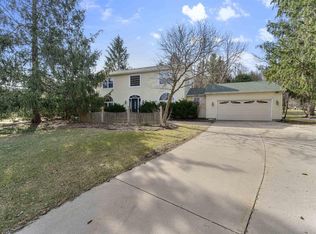 7301 Longmeadow Rd, Madison, WI 53717