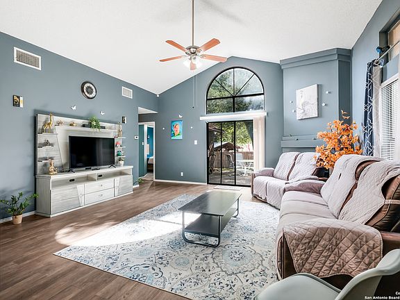 5th image of 9602 DUGAS DR