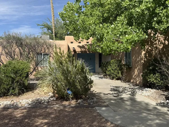 2425 Dietz Farm Rd NW, Los Ranchos De Albuquerque, NM 87107