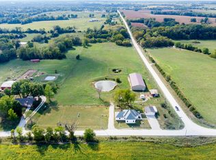 13331 S Bob Veach Rd, Ashland, MO 65010
