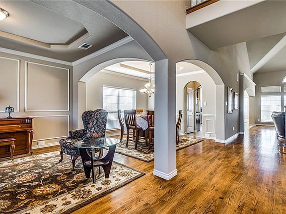 3rd image of 14073 Mensano Dr