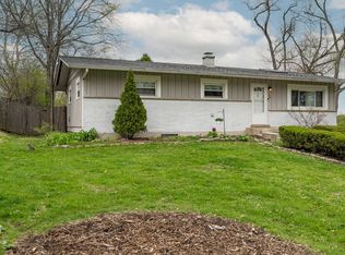 526 Gamble Dr, Lisle, IL