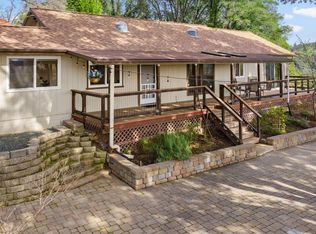 22206 Oak Ridge Dr, Grass Valley, CA 95945