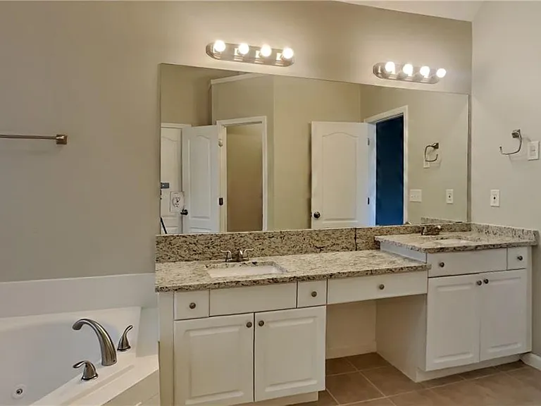 3930 Summit Gate Dr — Photo 11