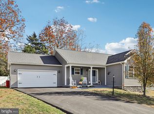 268 Shannon Ct, Inwood, WV 25428