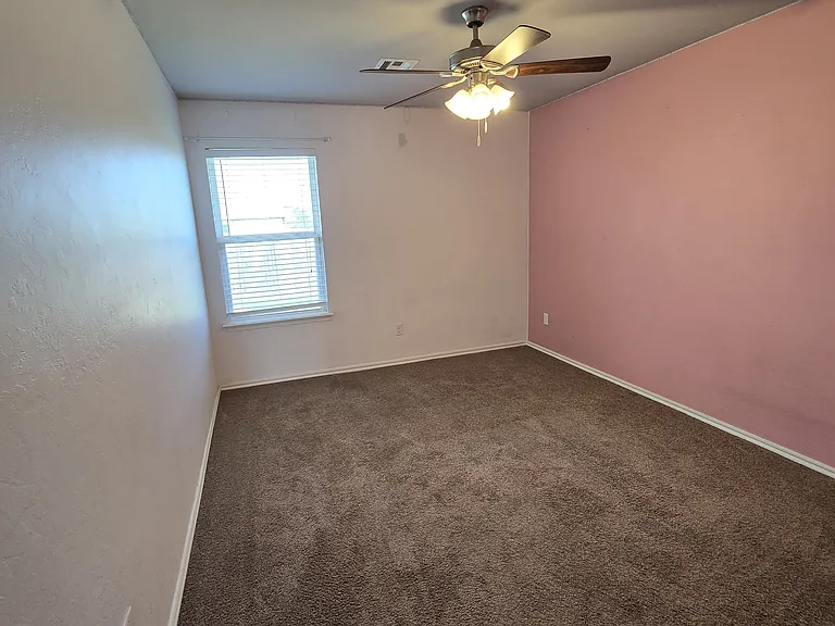 2701 Red Pine Cir — Photo 12