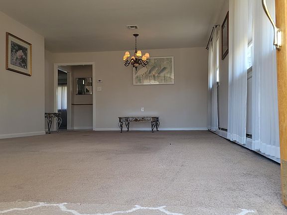 3rd image of 278 Fort De France Ave